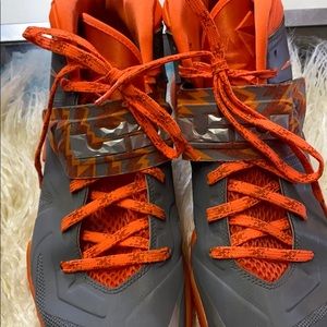 NIKE LEBRON SIZE 12
